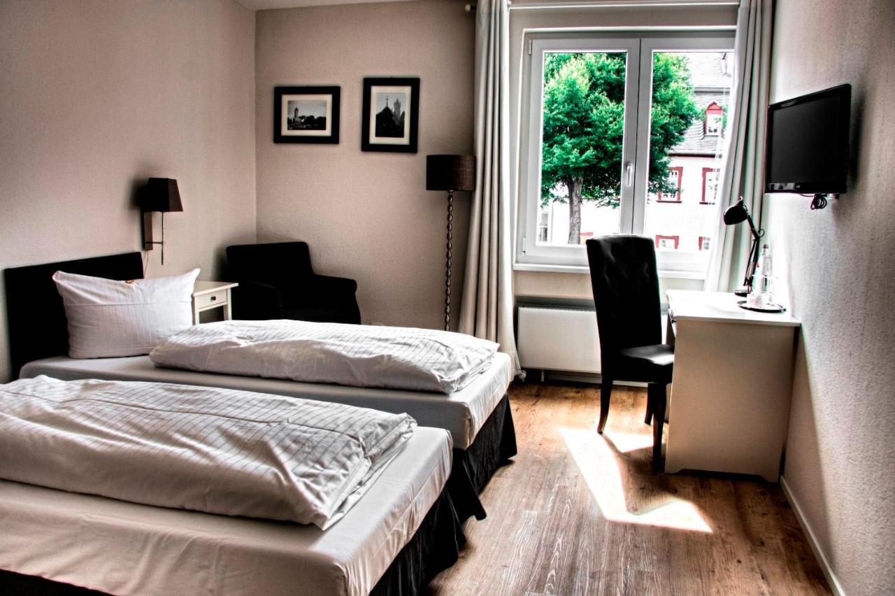 Hotel Bartmanns Haus Dillenburg Eksteriør billede
